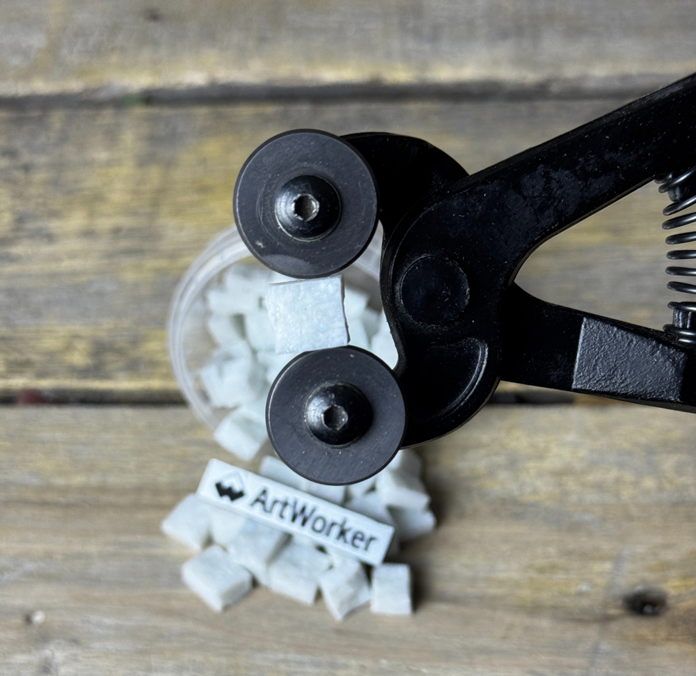 Смальта VB05, колотая 10х10 мм, 100 гр