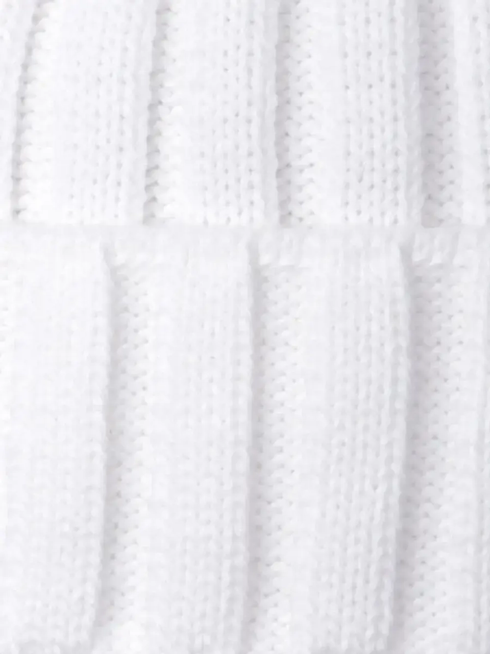 Шапка детская зимняя вязаная с помпоном