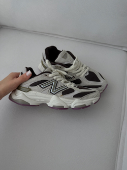 Кроссовки из натуральной замши