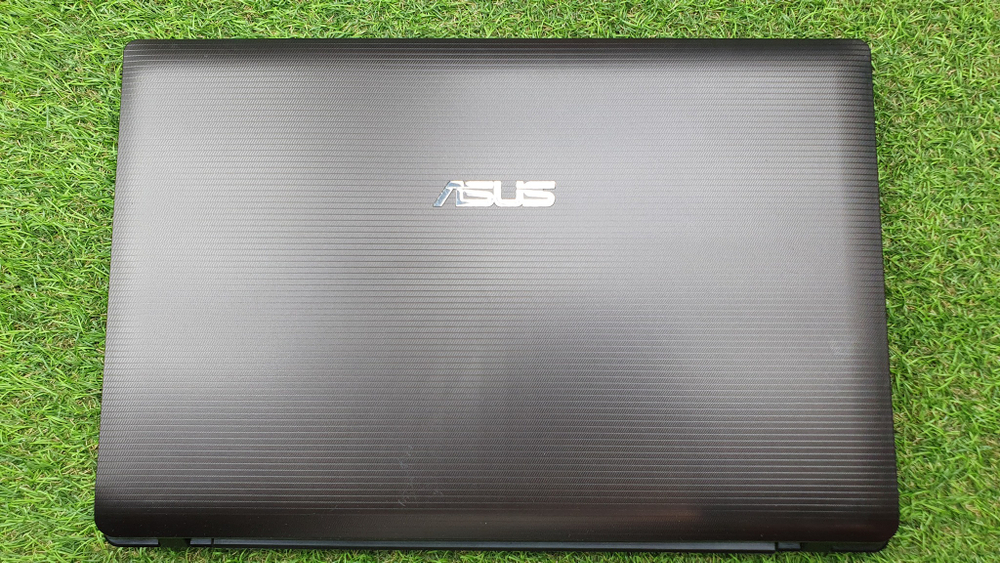 Игровой ASUS i3/4 Gb/610M 2 Gb