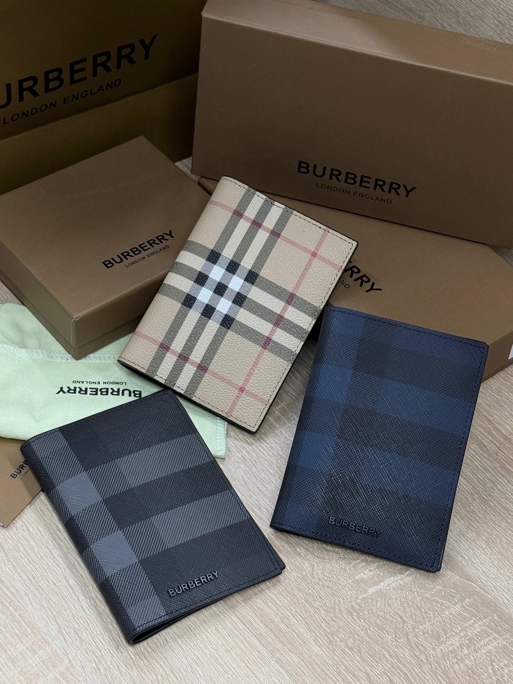 Обложка для паспорта Burberry