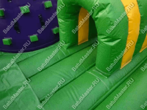 Коммерческий надувной батут "Средневековые приключения" 8,5*7*5м