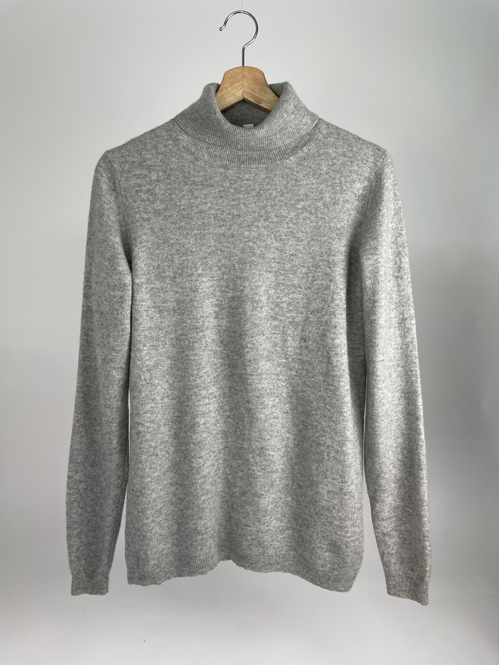 Свитер Uniqlo