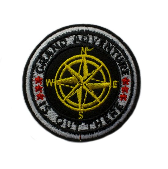 Нашивка на рюкзак и на одежду. Компас