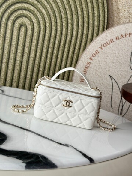 Chanel Vanity Bag 17 cm