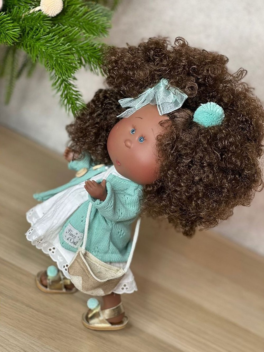 Кукла Nines виниловая 30см MIA в пакете (3401M2)