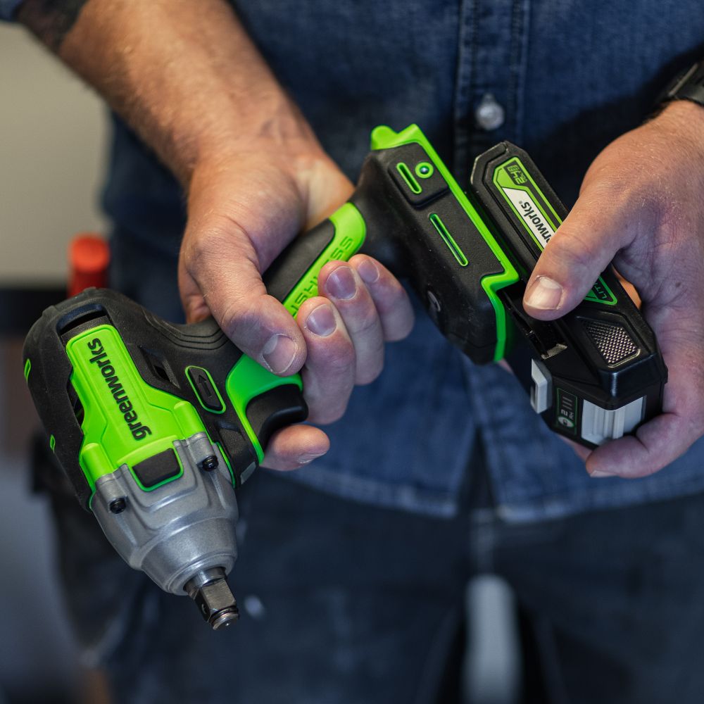 Гайковерт ударный Greenworks 24v GD24IW400,3802907 без АКБ и ЗУ