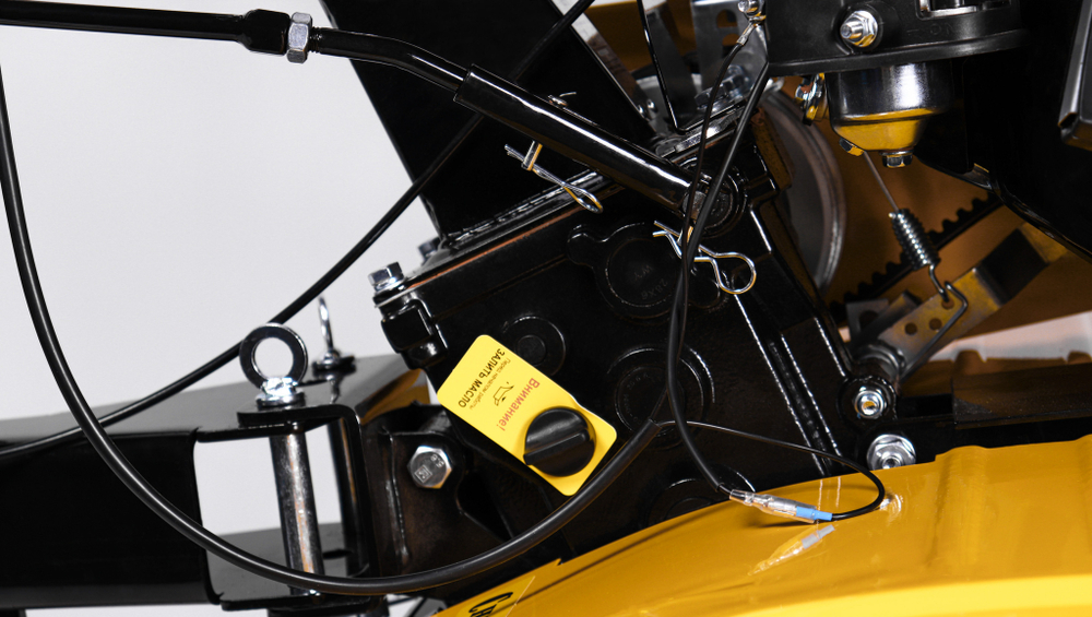 Бензиновый мотокультиватор CHAMPION BC8738