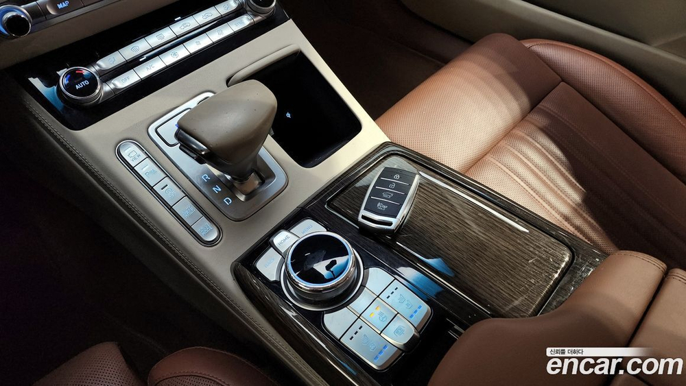 Genesis G90 3.8 AWD (05.2020)