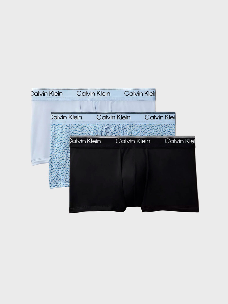 Мужские трусы Calvin Klein боксеры-транки Microfiber Stretch 3-Pack Low Rise Cactus Dot Print