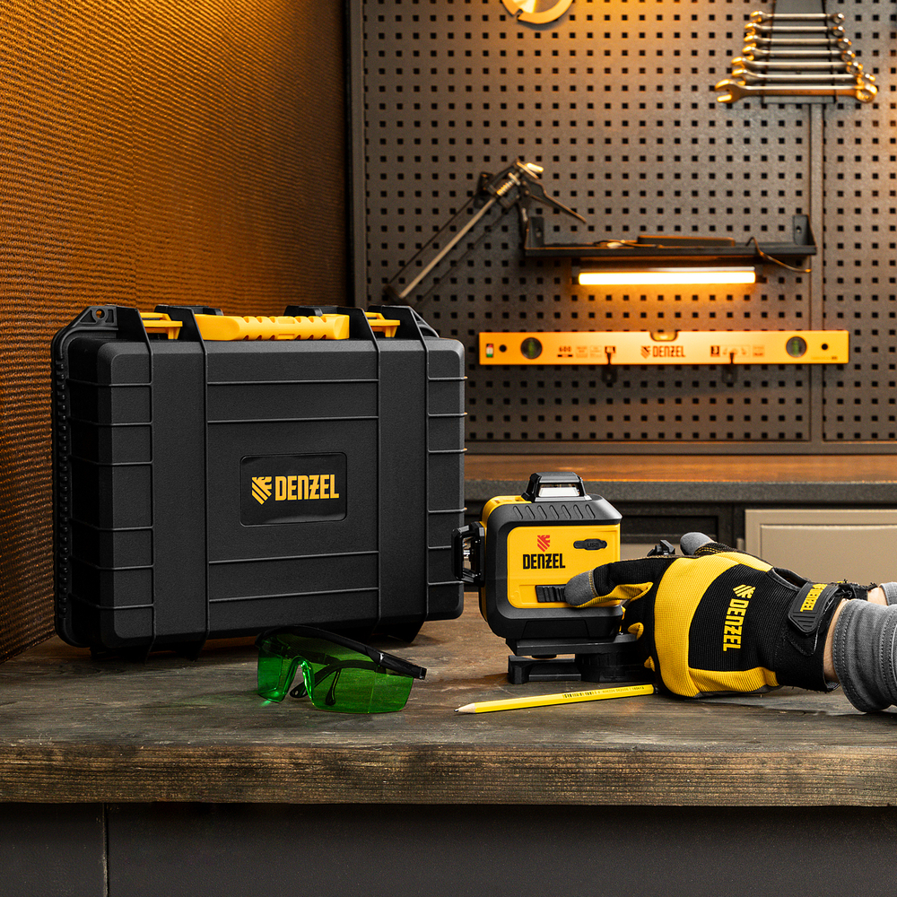 Лазерный уровень мультипризм. LXI 360-2 Green, 30 м, 520 Нм, акк. Li 2800 mAh, резьба 1/4" Denzel