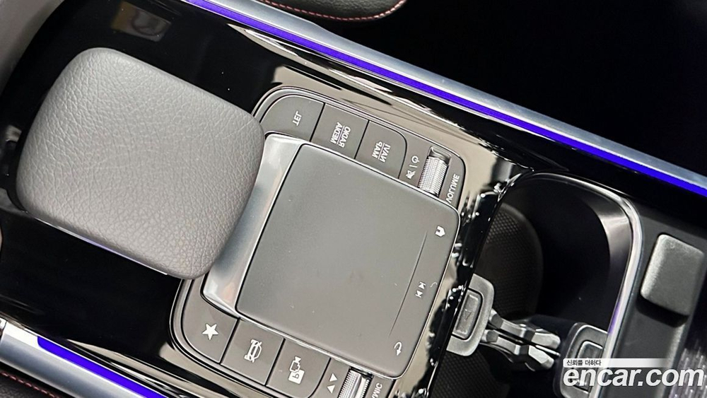 Mercedes-Benz GLB-Class X247 GLB250 4MATIC (10.2023)