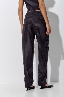 Брюки бананы в полоску темно-серого цвета