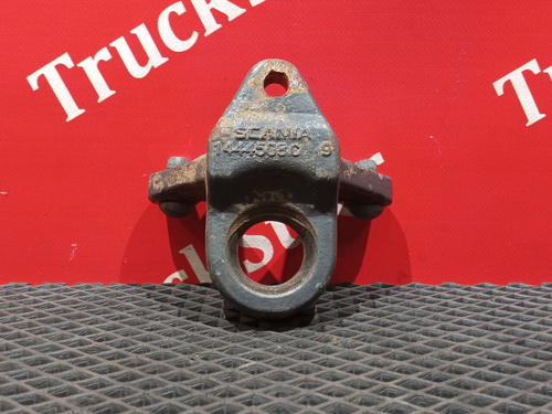 Кронштейн крепления переднего стабилизатора