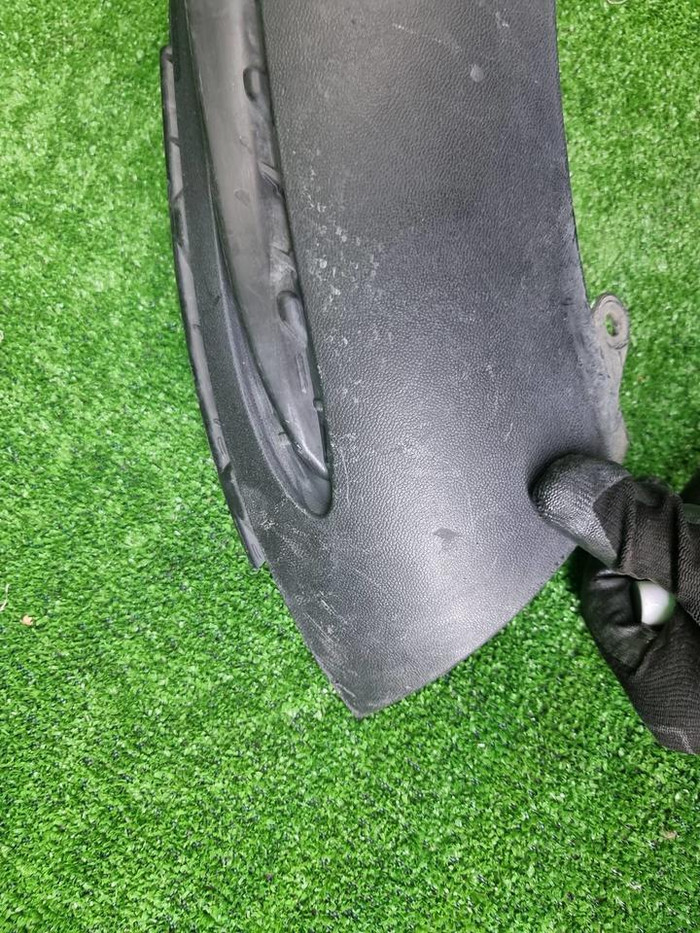 Юбка переднего бампера Mercedes GLC X253 19-22 AMG