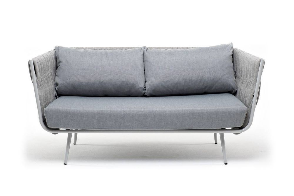 "Монако" диван 2-местный плетеный из роупа, каркас алюминий светло-серый (RAL7035) муар, роуп светло-серый 40 мм, ткань светло-серая