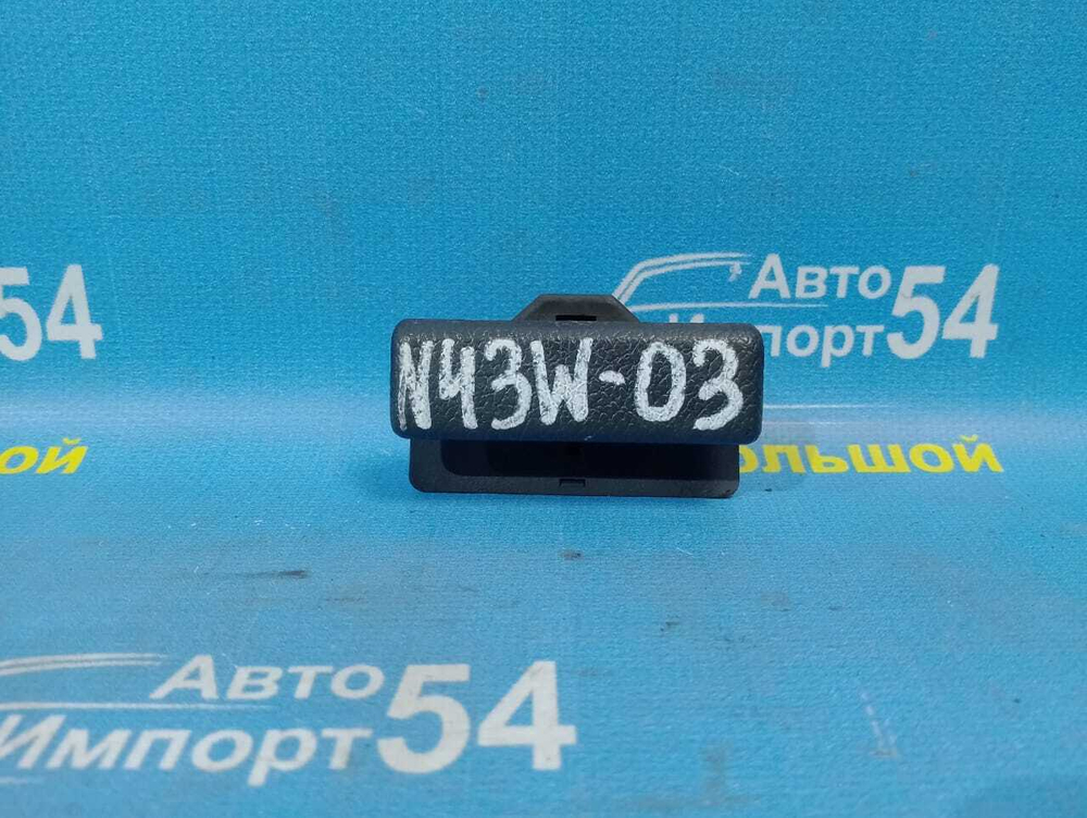 Бардачок пассажирский MITSUBISHI CHARIOT 1991-1997