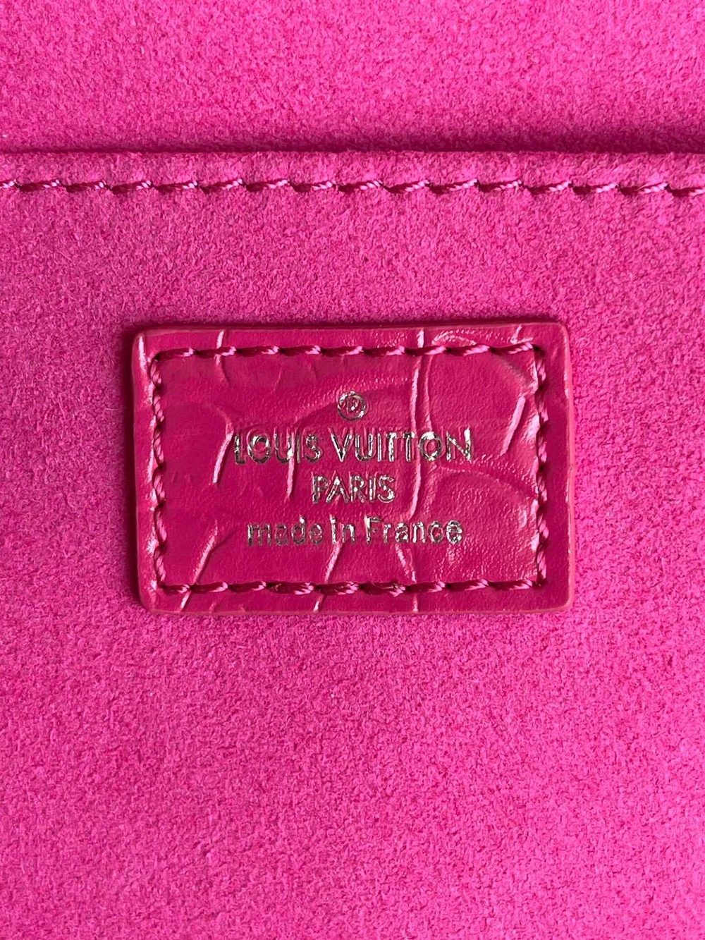 Louis Vuitton Petit Sac Plat