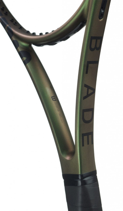 Теннисная ракетка Wilson Blade 104 V8.0