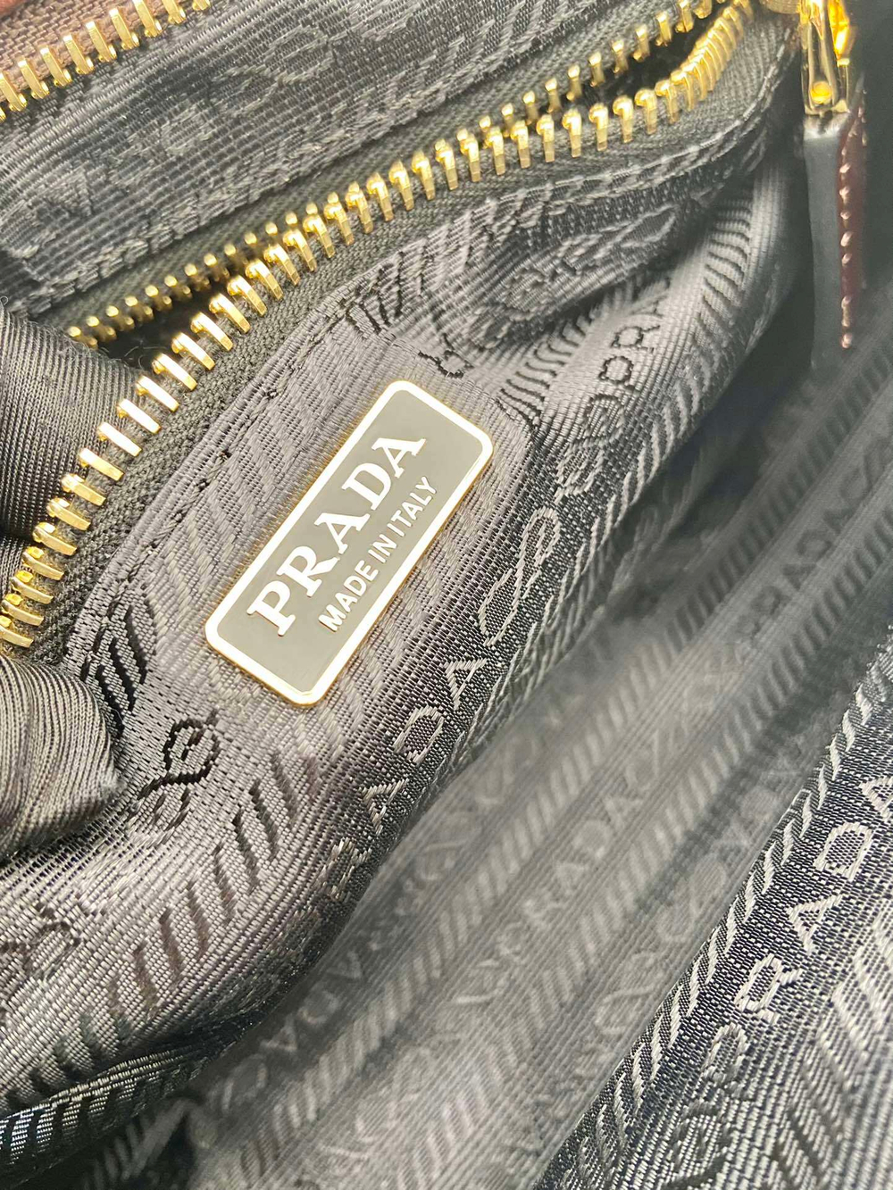 Prada Medium Leather Handbag 32 cm