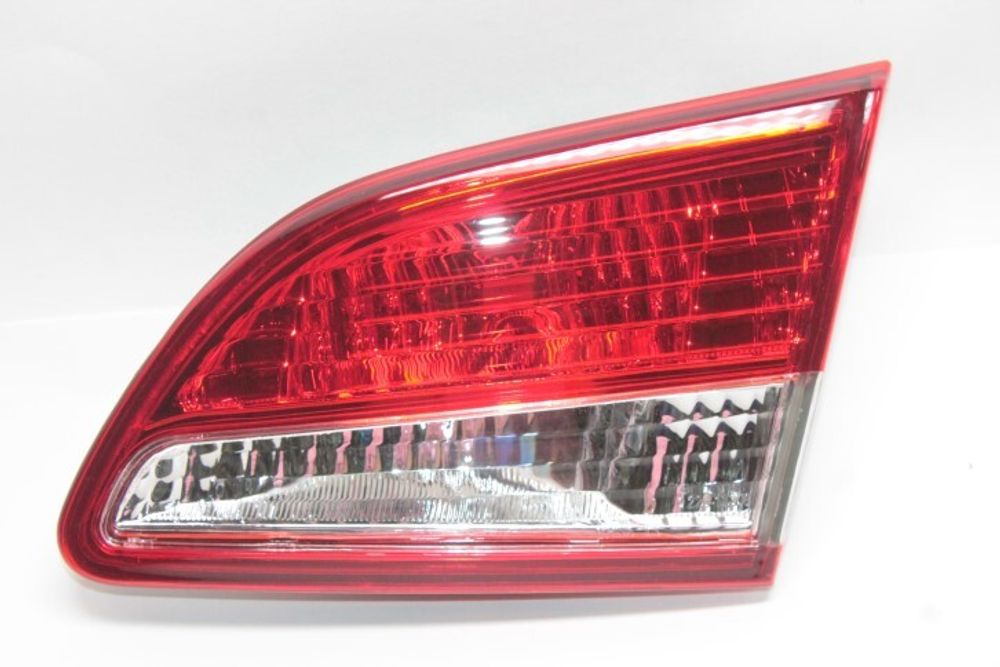 Фонарь задн. в сб. Nissan Almera с 2013 г. прав. внутр. (COMPONENT)