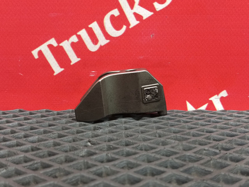 Кронштейн форсунки двигателя 2019 г.