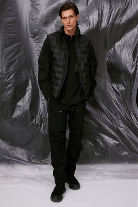 H&M Водонепроницаемые брюки Regular Fit™, черный
