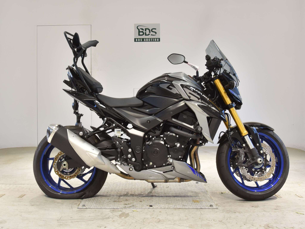 Suzuki GSX-S750 038391