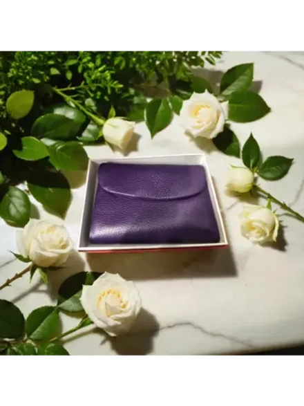 Компактный кошелек из натуральной кожи фиолетовый