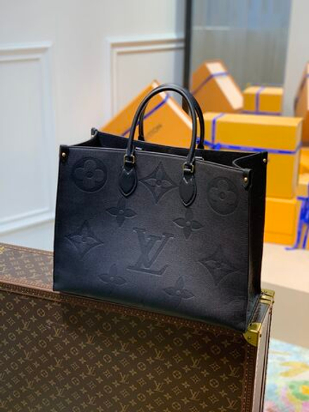 Louis Vuitton OnTheGo GM