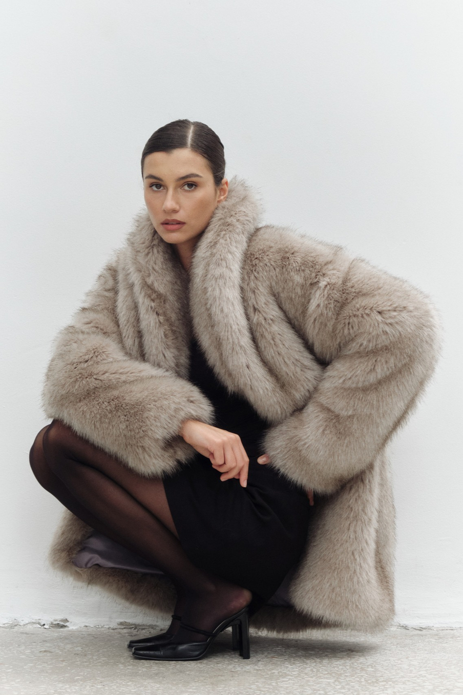 Саша Грей жыныстық қатынас үшін қонаққа келді