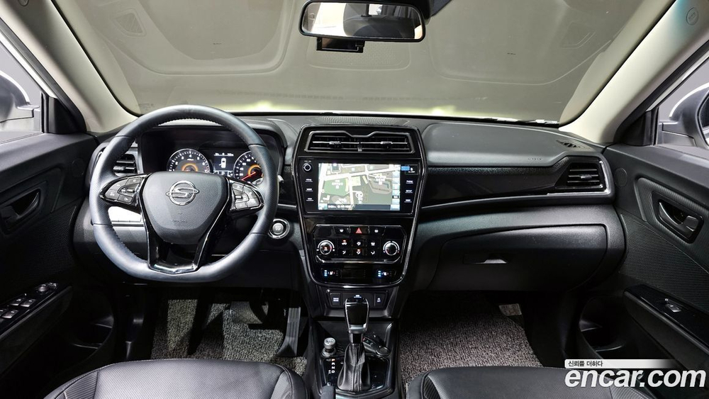KG Mobility (Ssangyong) Very New Tivoli Бензин 1.5 2WD (11.2020)