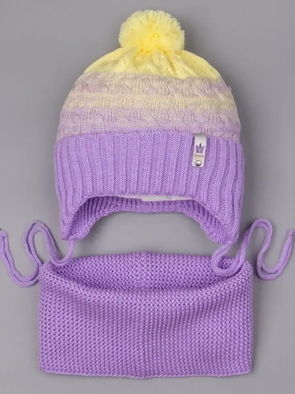 Шапка для девочки осенняя вязаная и снуд