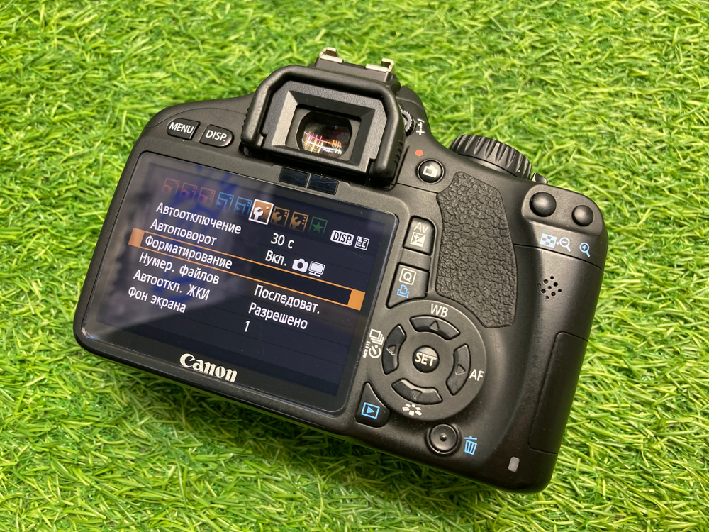 Canon 550D Kit 18-55mm ll 7500 кадров