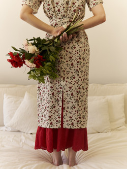 Платье миди с коротким рукавом