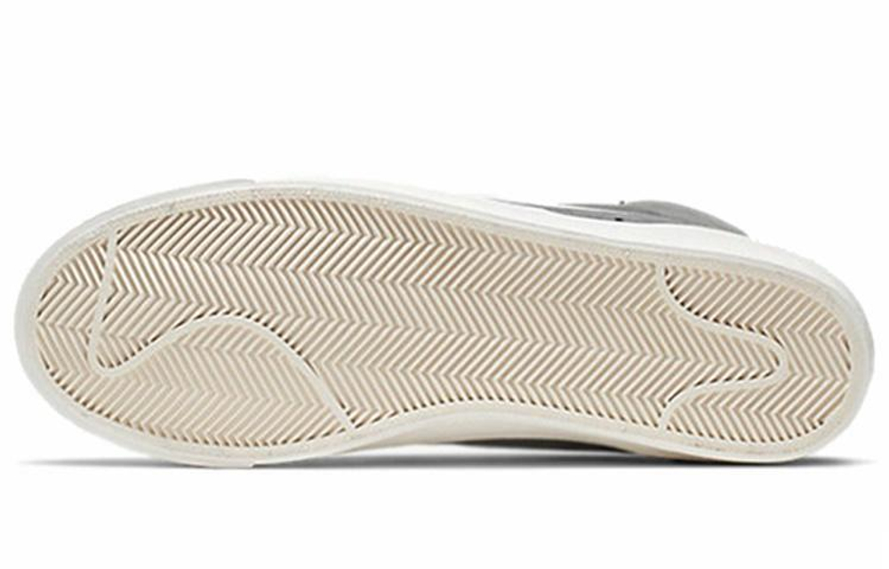 Кроссовки Nike Blazer