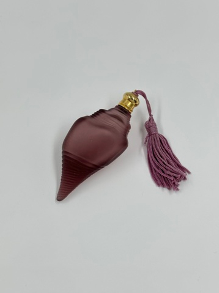 Флакон в виде ракушки