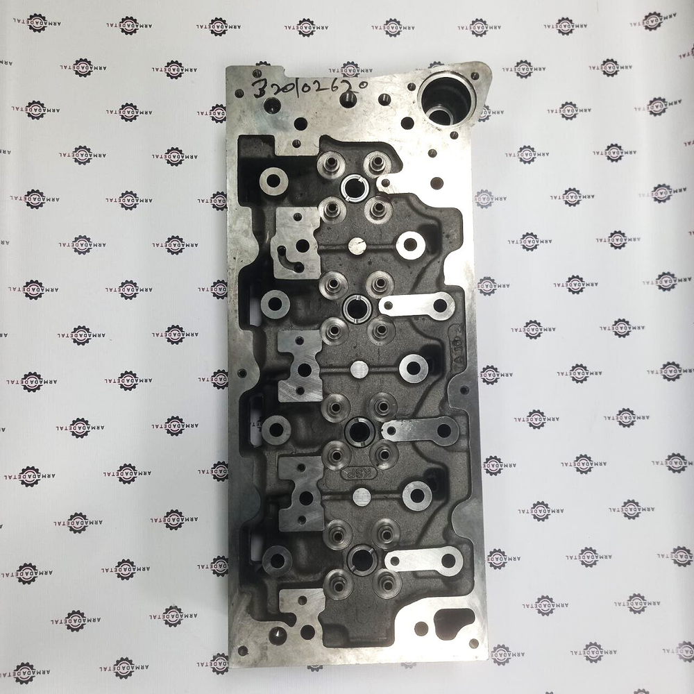 Головка блока цилиндров без клапанов | 320/09246; 320/02620, 320/02680, 320/02669, 320/02721 | JCB