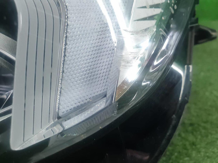 Фара левая Volvo XC60 2 (2017-2021) LED