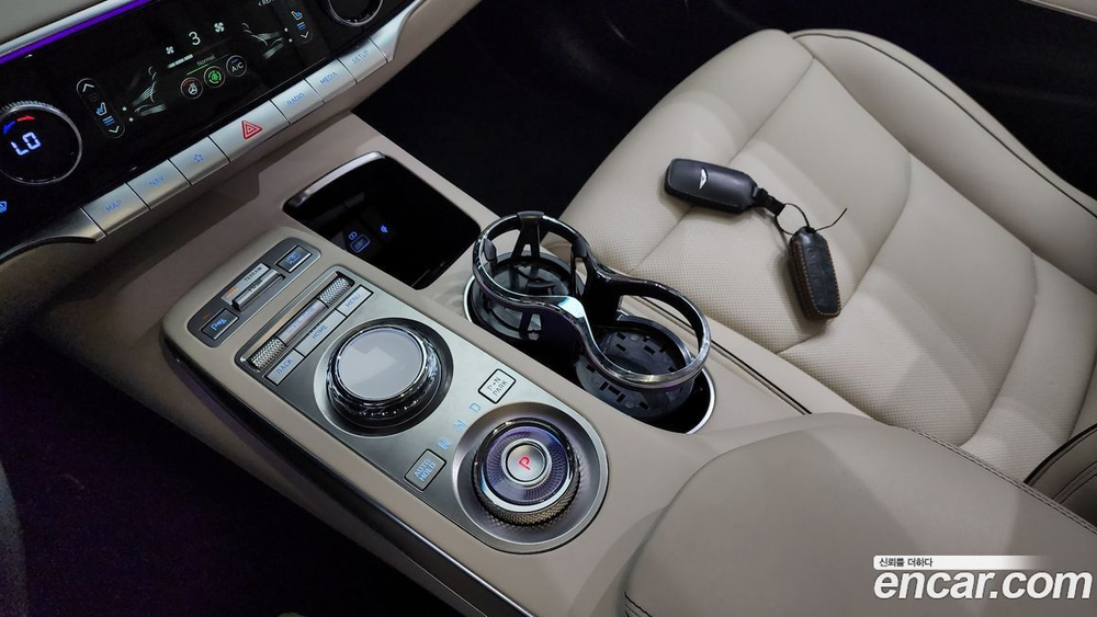 Genesis GV70 2.5T Бензин AWD (01.2021)