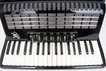 Opal-III-96/37-BK Opal Аккордеон 37/96/III/7/3, черный, с ремнями и чехлом, Weltmeister