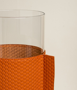 Ваза в кожаном чехле 11 х 28