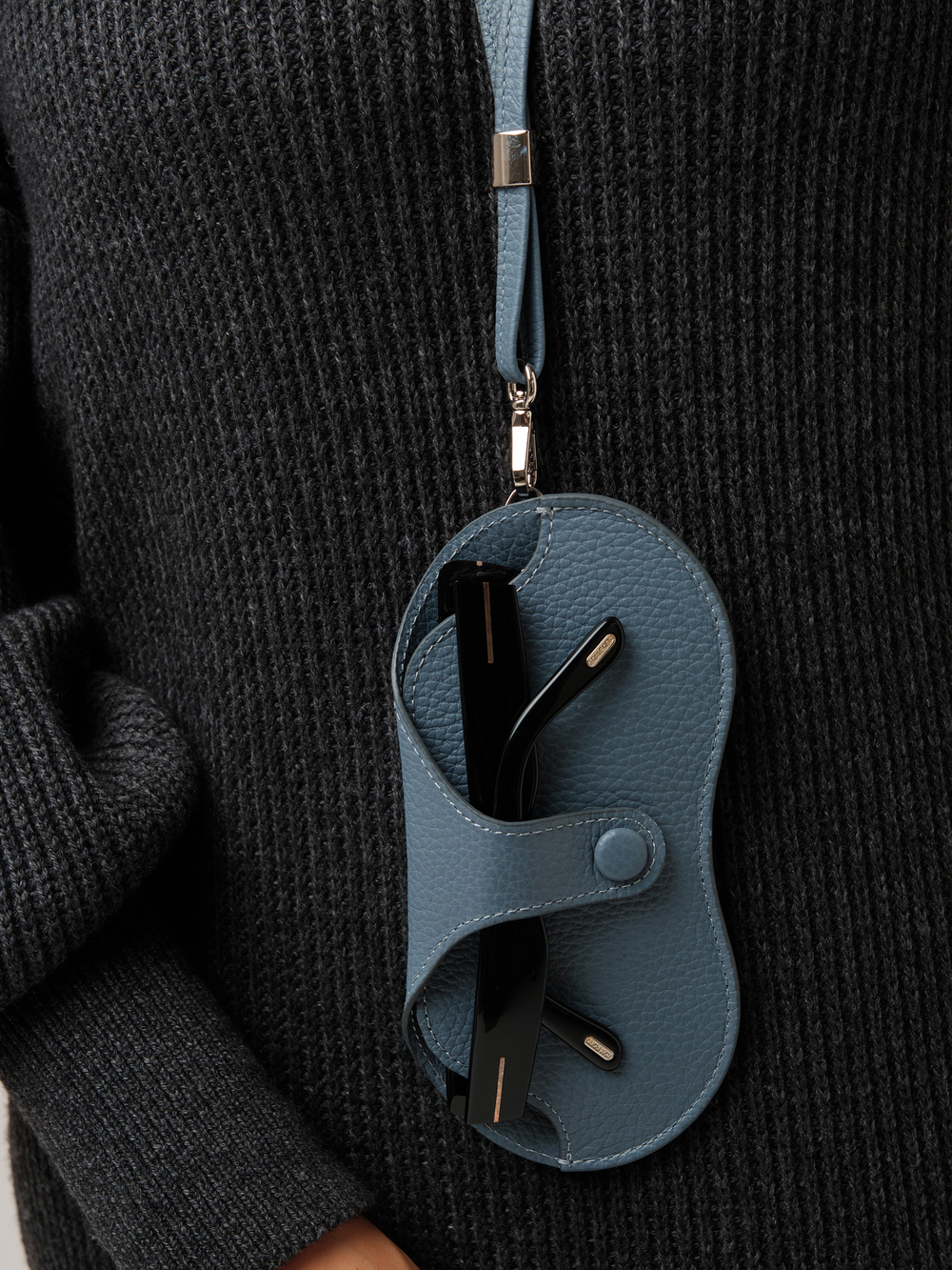 Футляр для очков / очечник DBR 15-82 серый свет