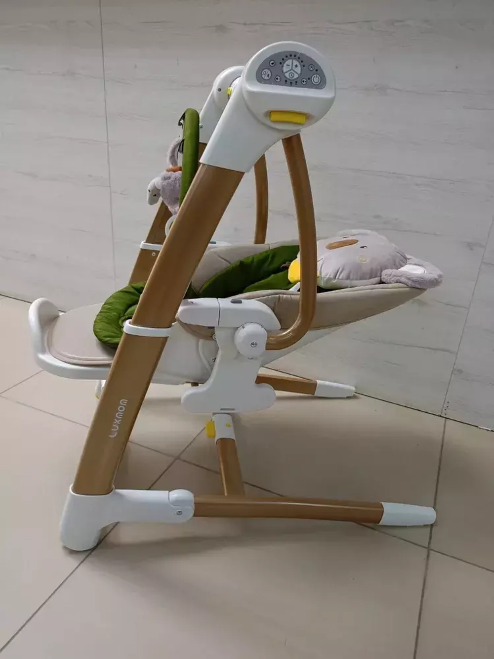 Стульчик для кормления Luxmom L3 3в1 (электро-качели,шезлонг,стульчик)