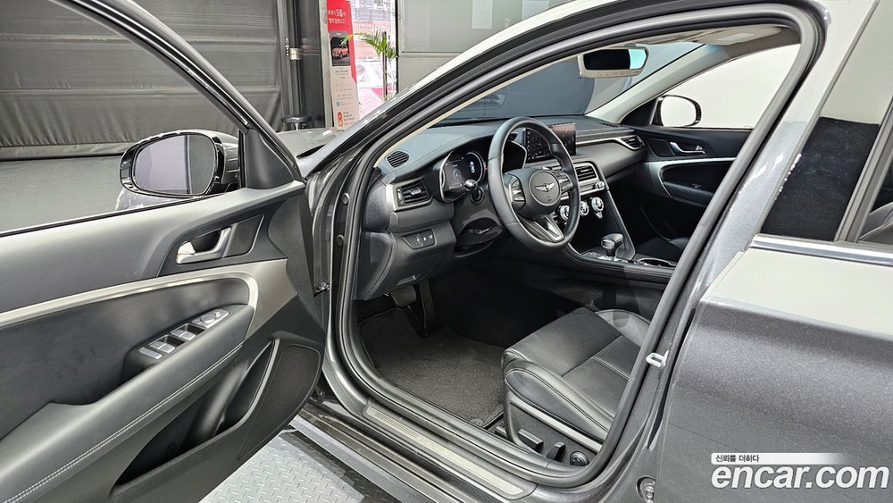 Genesis The New G70 Бензин 2.0T 2WD (01.2021)
