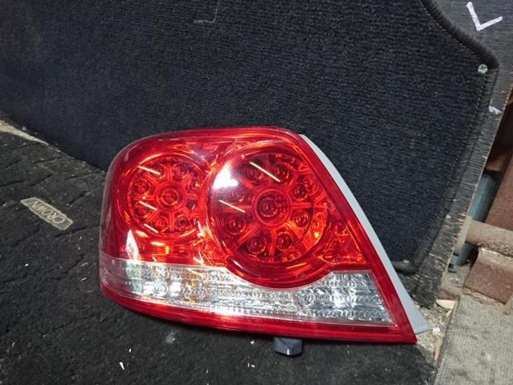 стоп левый Toyota Allion NZT260 ZRT265 2012