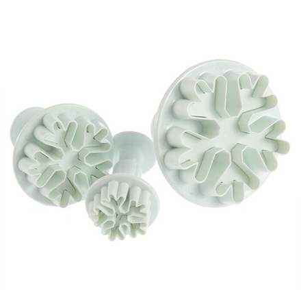 Вырубки с выталкивателем СНЕЖИНКИ новые