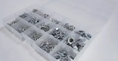 Комплект гаек и шайб М3, М4, М5, М6, М8 (плоская и гроверная) - 690 шт. в органайзере