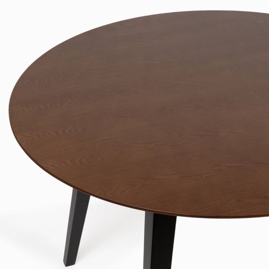 Обеденный стол Platon диаметр 107 ножки дуб, столешница шпон ясеня