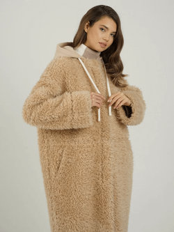 Шуба женская чебурашка из шерсти тедди, бежевая, SilverFox